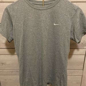 Nike Dri-Fit Heather Gray Short Sleeve Tee